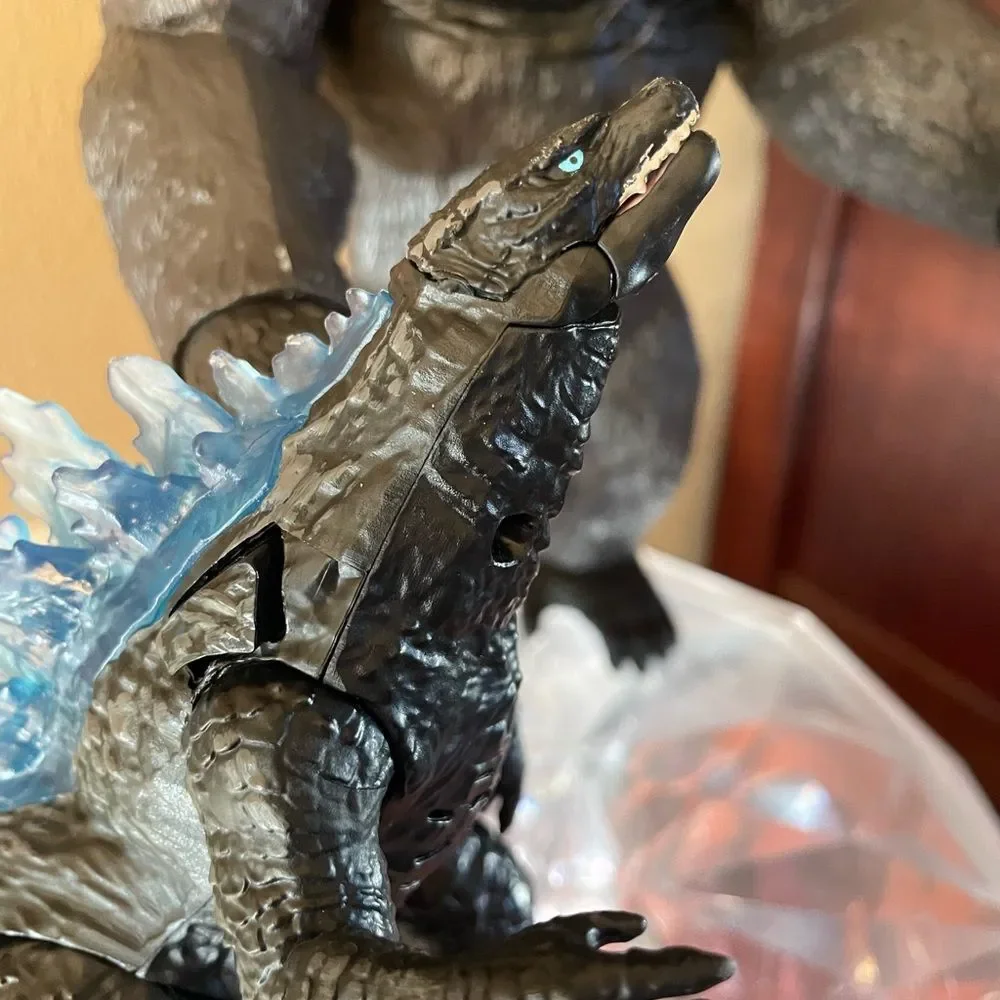 2020 Legendary King Kong and Godzilla Figure